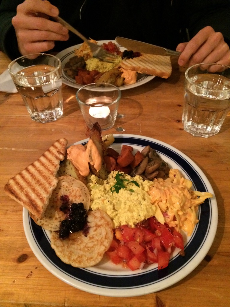 Vegansk brunch Kafé 44 helalf.se